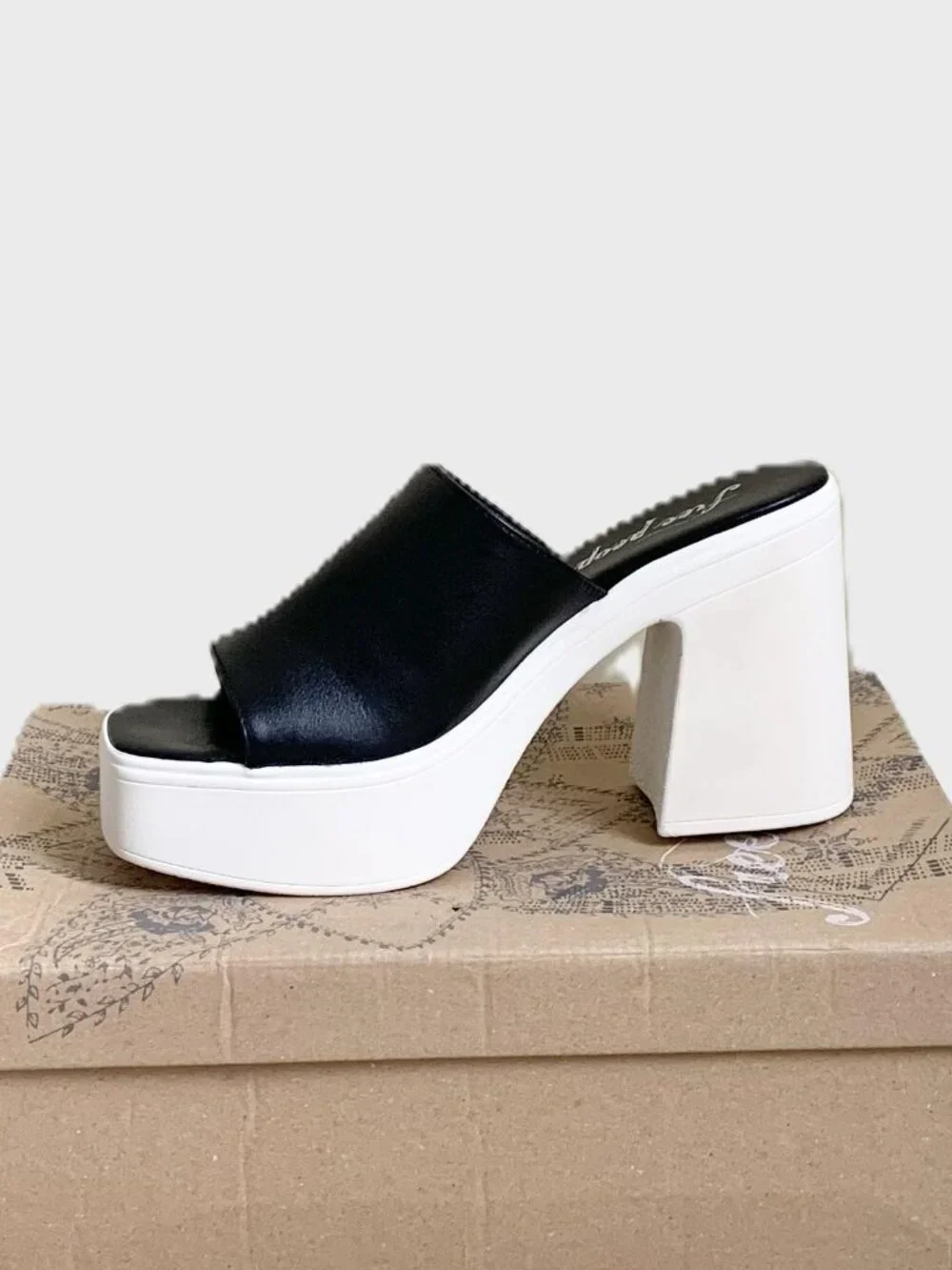 Free People Zoe Platform Slide Sandals, Black/White, Women’s 8.5, New In Box